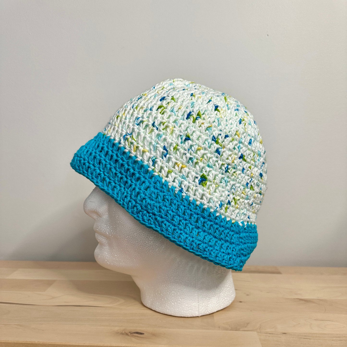 Beach Read Bucket Hat - Small
