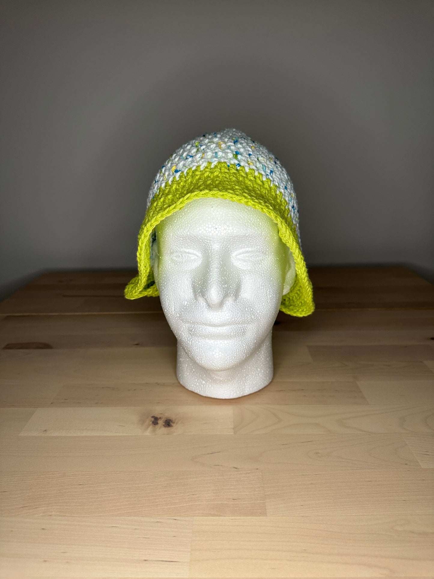 Beach Read Bucket Hat - Small