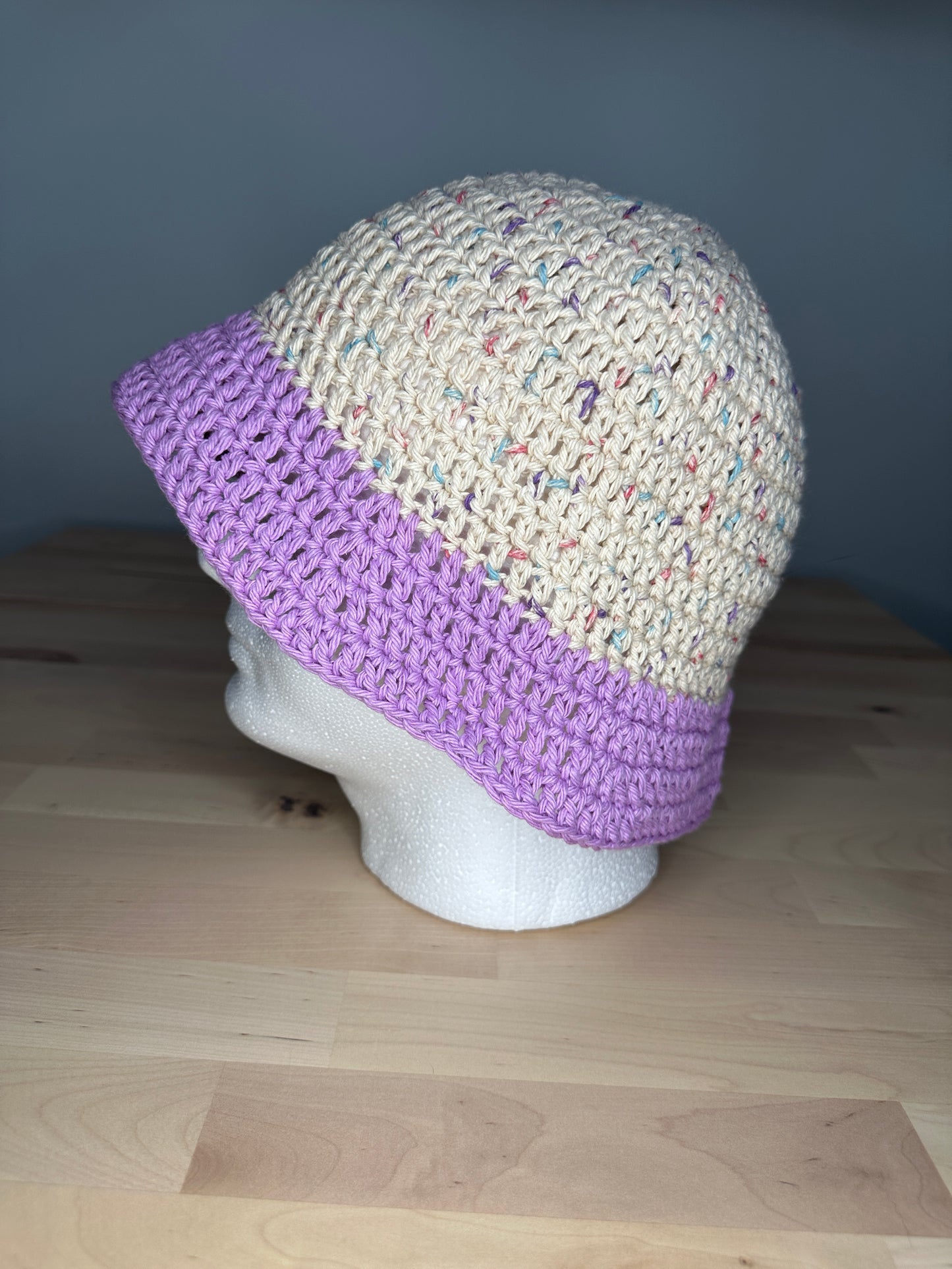 Beach Read Bucket Hat - Medium
